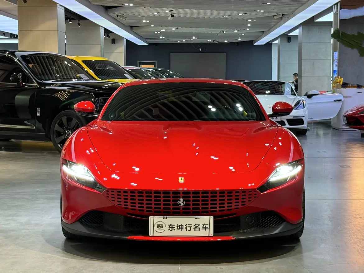Ferrari Roma  из Китая