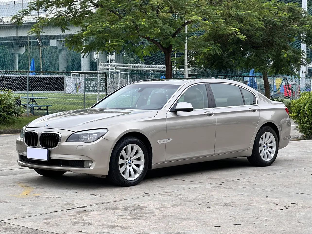 BMW 7 Series  из Китая