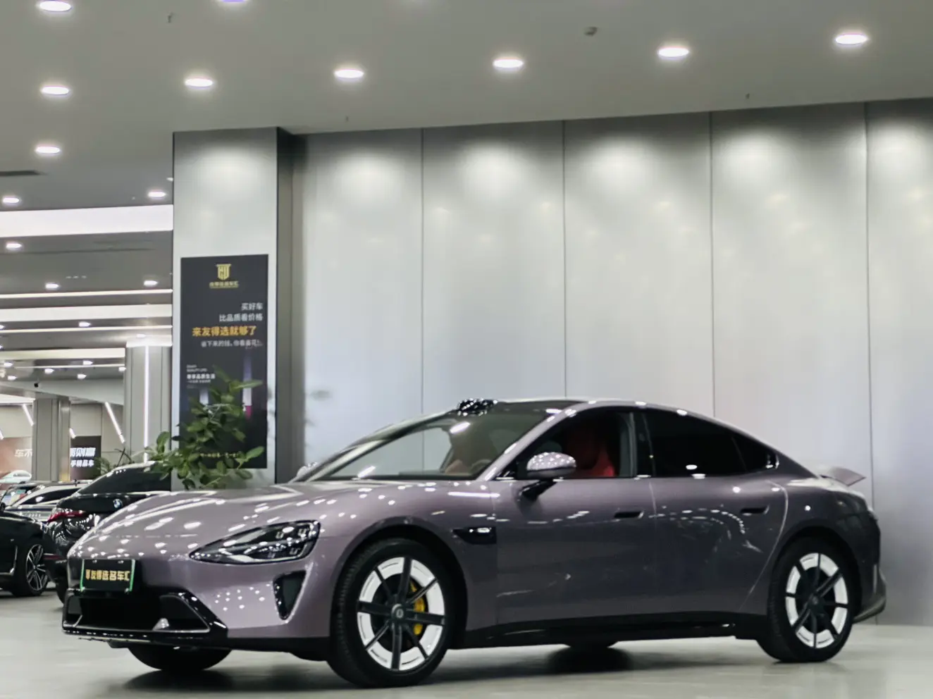 Xiaomi car Xiaomi SU7  из Китая