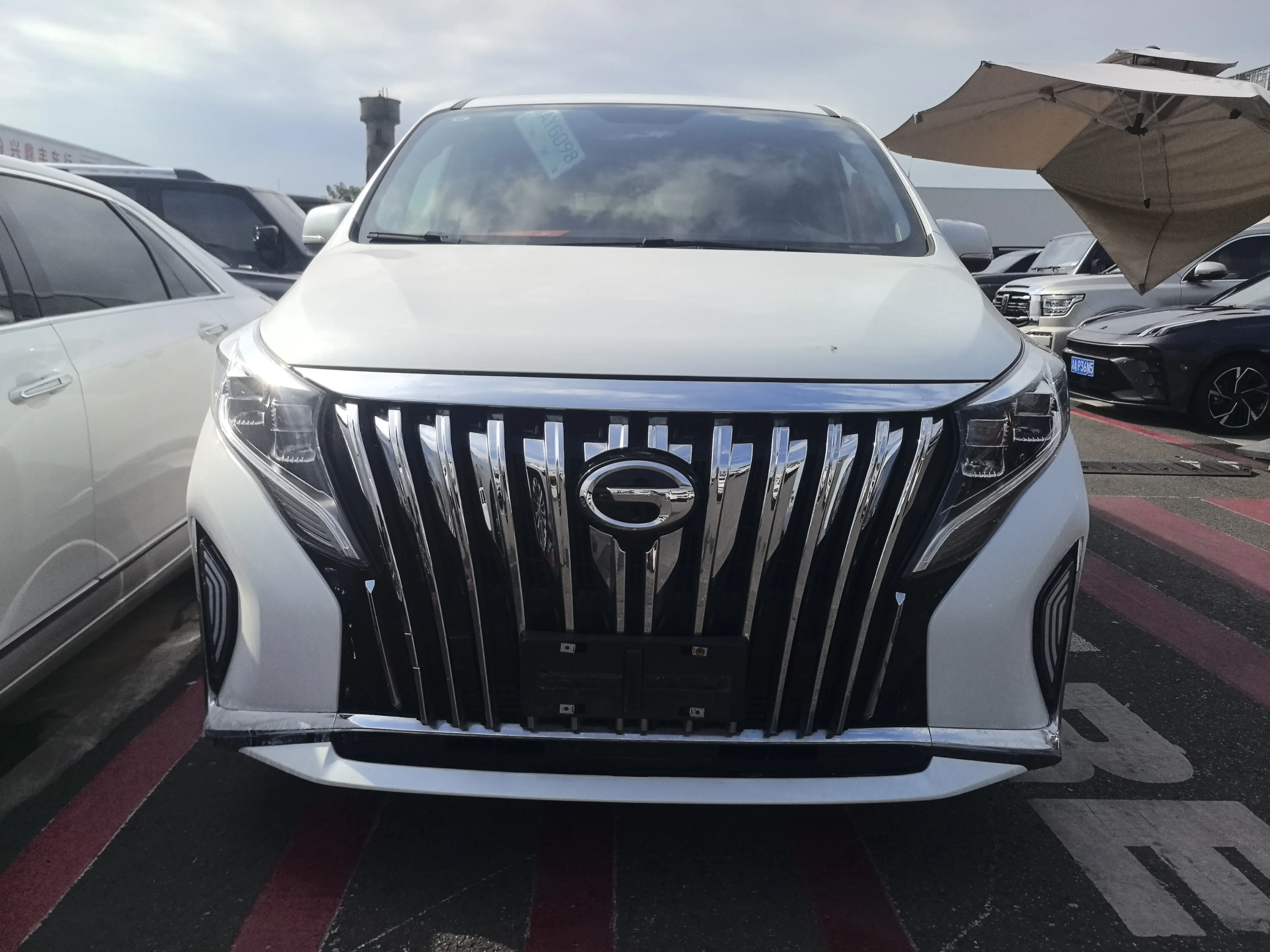 GAC Trumpchi M8  из Китая