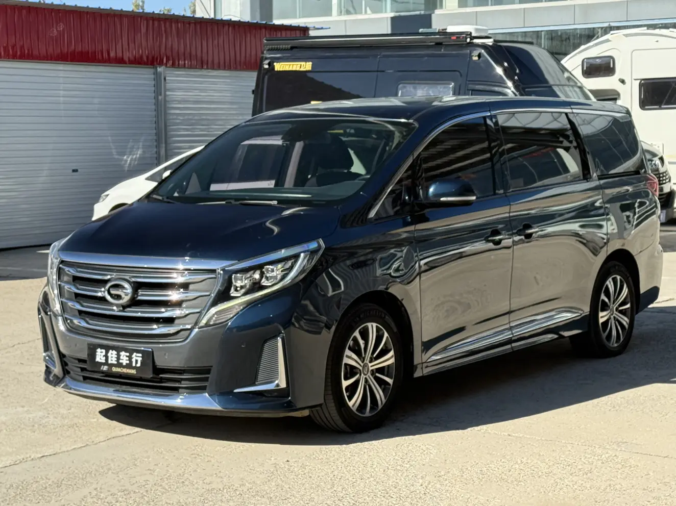 GAC Trumpchi M8  из Китая