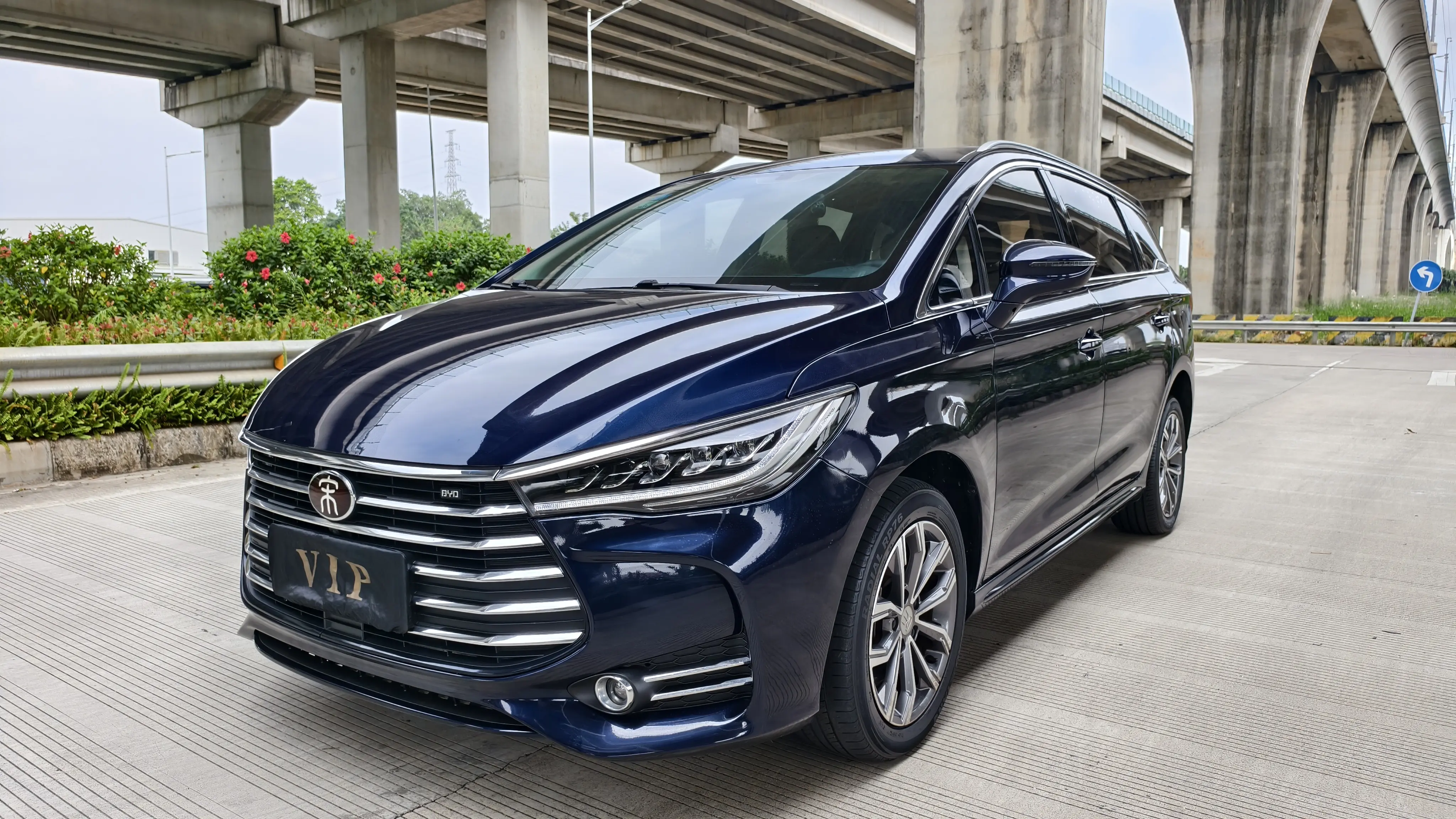 BYD Song MAX  из Китая