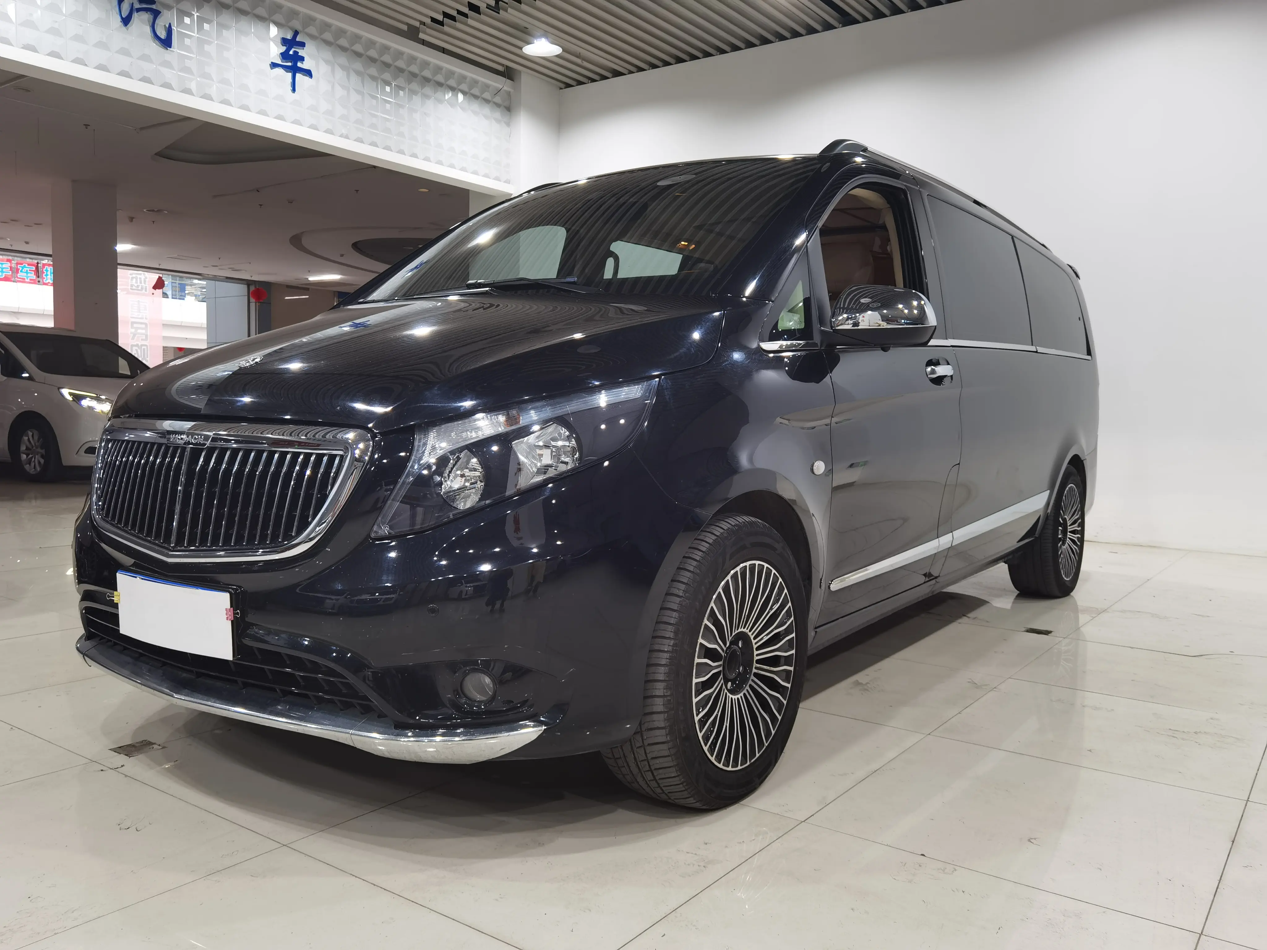 Mercedes-Benz Vito  из Китая