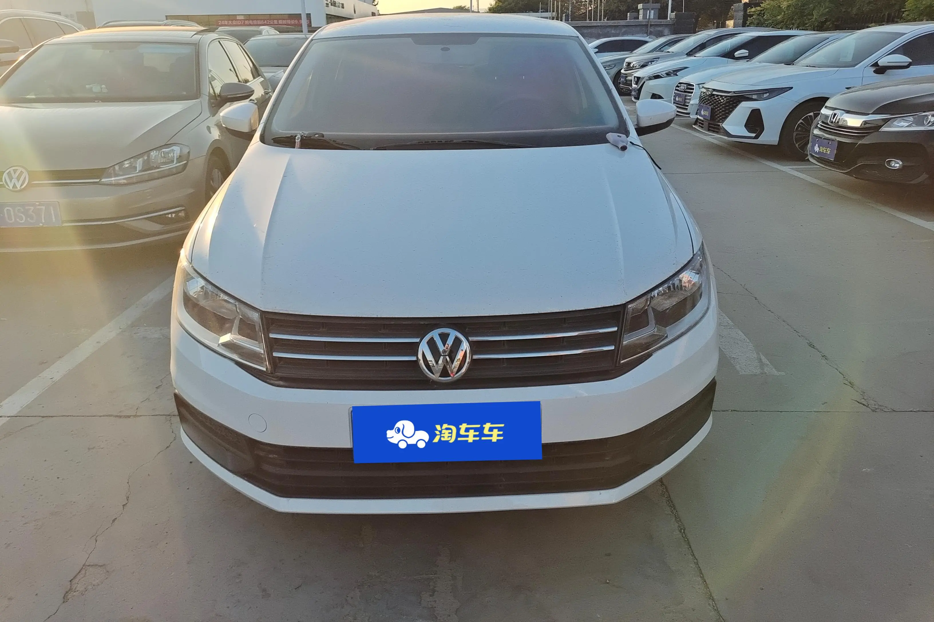 Volkswagen Santana  из Китая