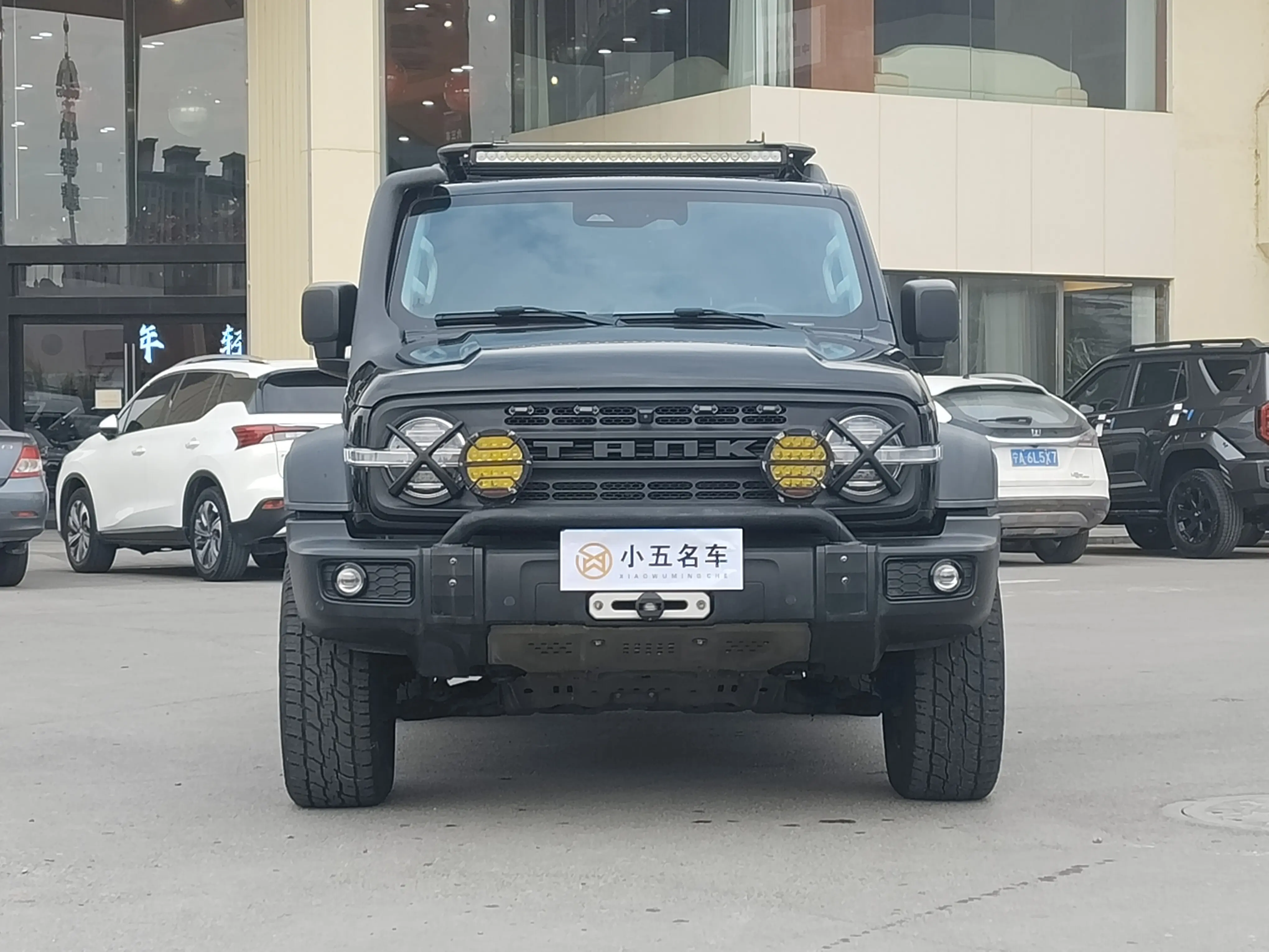 Tank 300  из Китая