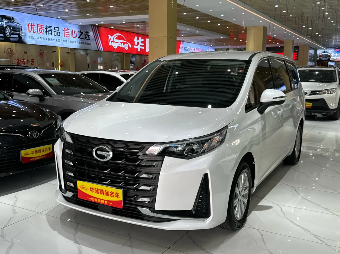 GAC Trumpchi M6  из Китая