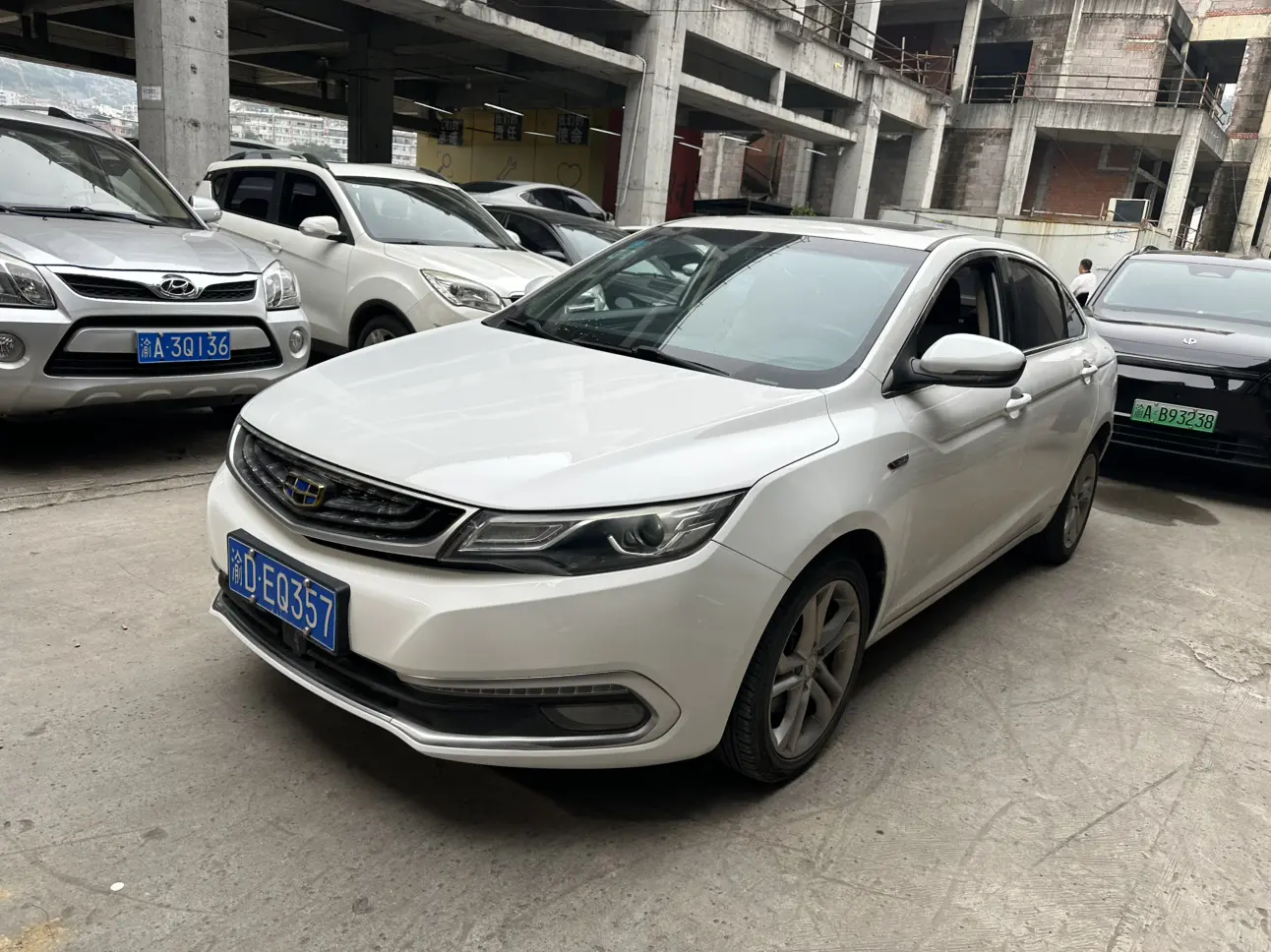 Geely Emgrand GL  из Китая