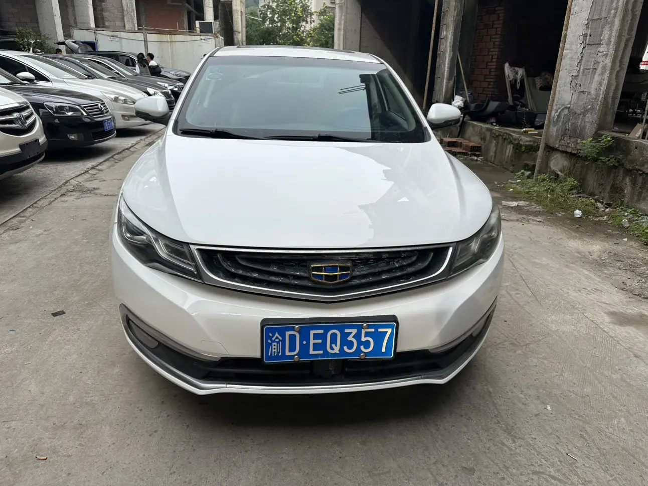 Geely Emgrand GL  из Китая