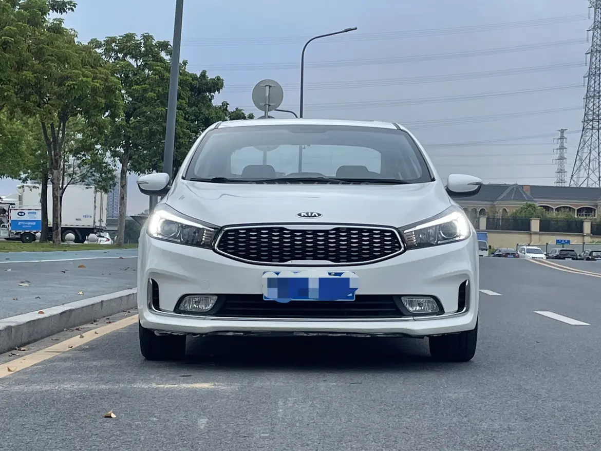 Kia K3  из Китая