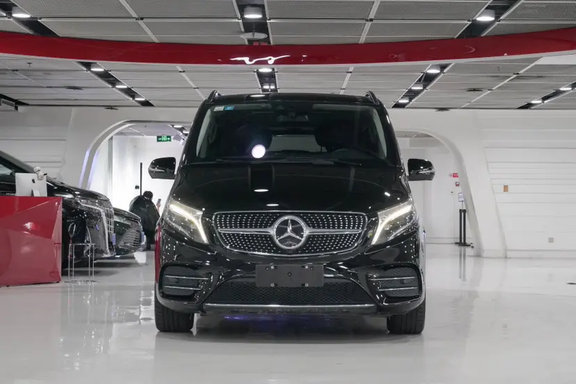 Mercedes-Benz Mercedes Benz V Class  из Китая
