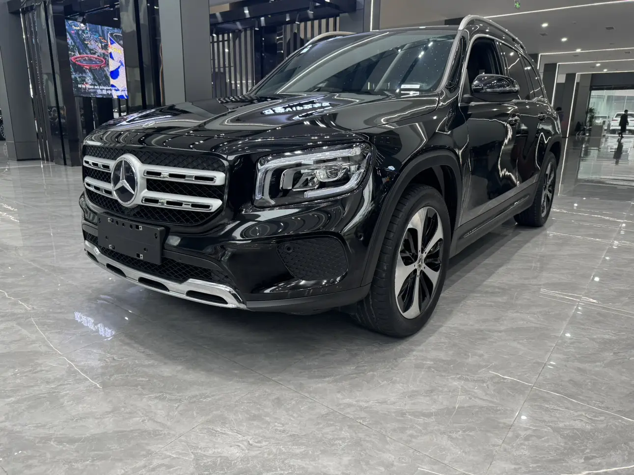 Mercedes-Benz GLB  из Китая