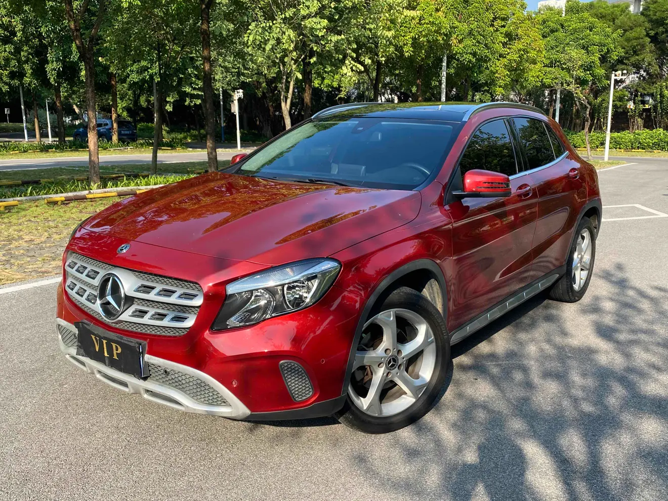 Mercedes-Benz GLA  из Китая