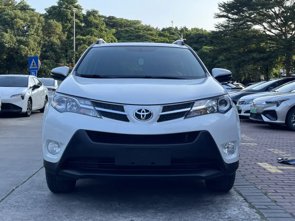 Toyota RAV4  из Китая
