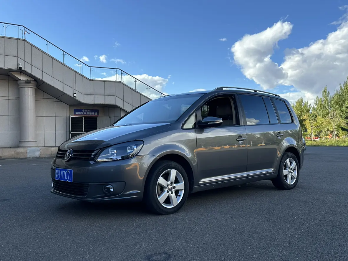 Volkswagen Touran  из Китая