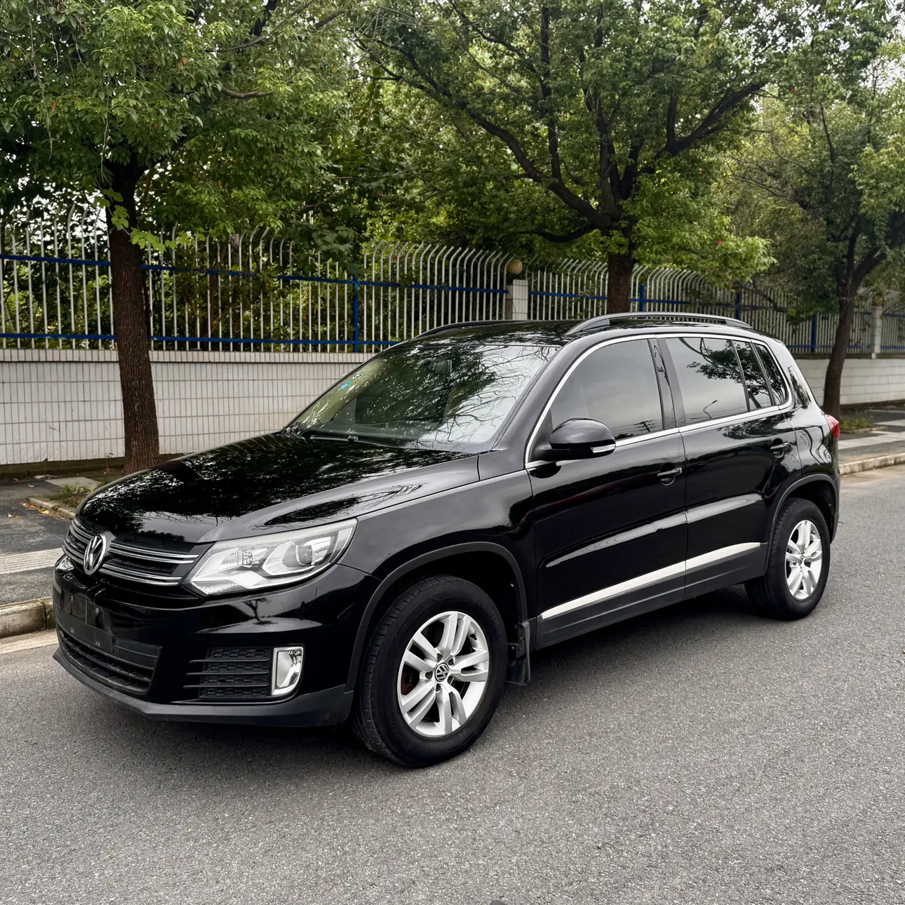 Volkswagen Tiguan  из Китая