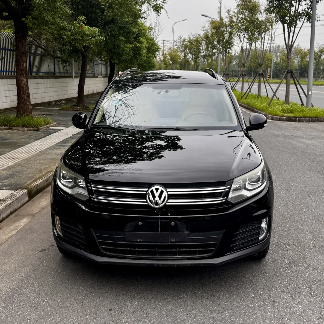 Volkswagen Tiguan  из Китая