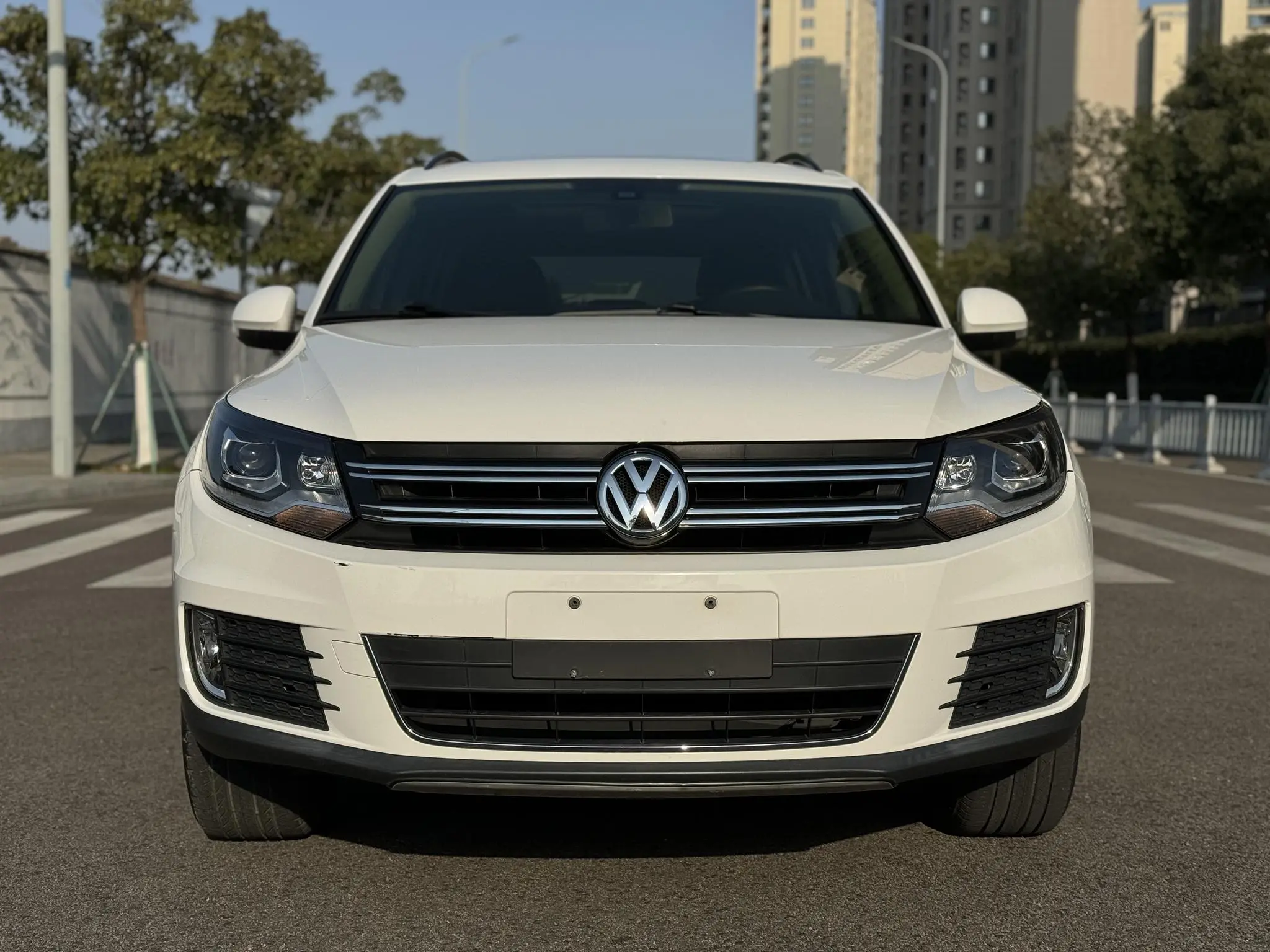 Volkswagen Tiguan  из Китая