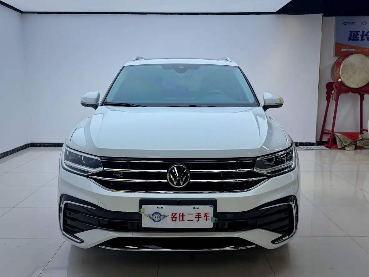 Volkswagen Tiguan L  из Китая