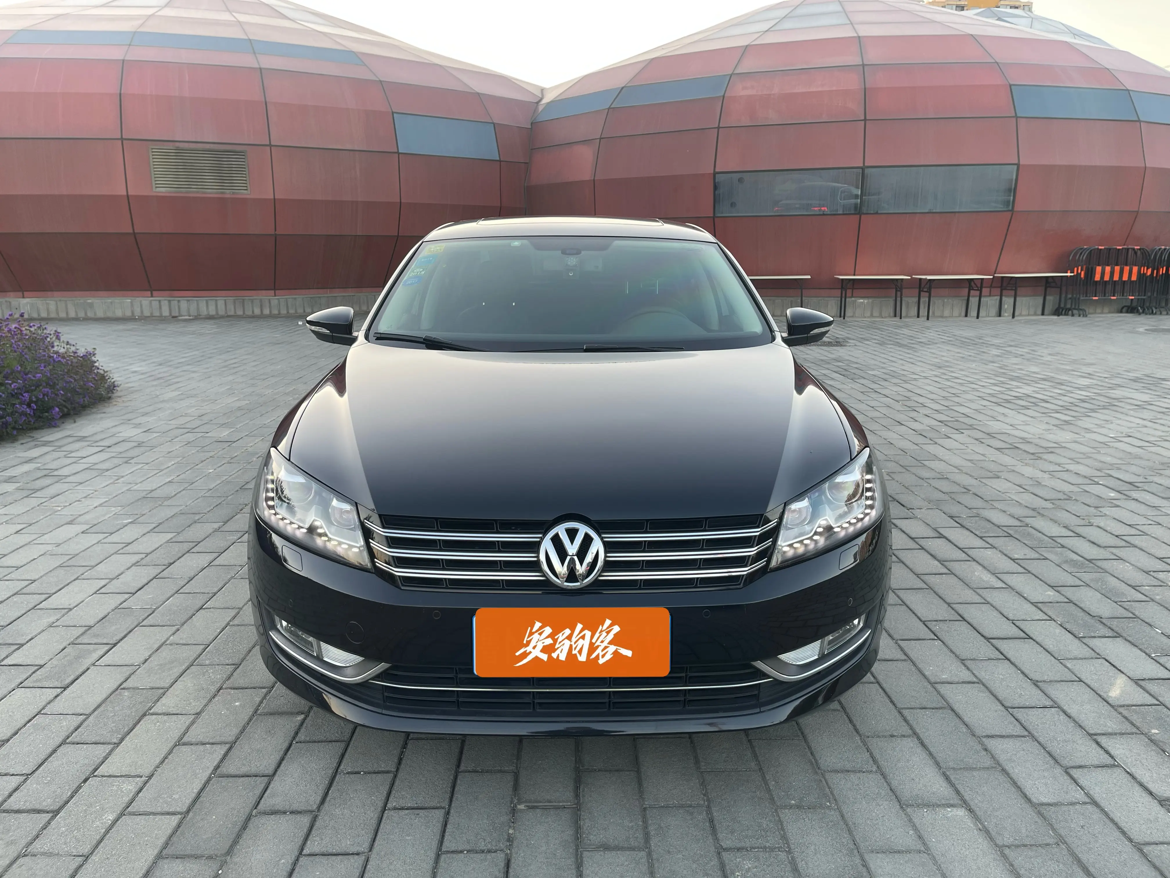 Volkswagen Passat  из Китая