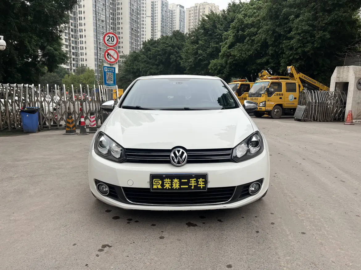 Volkswagen Golf  из Китая