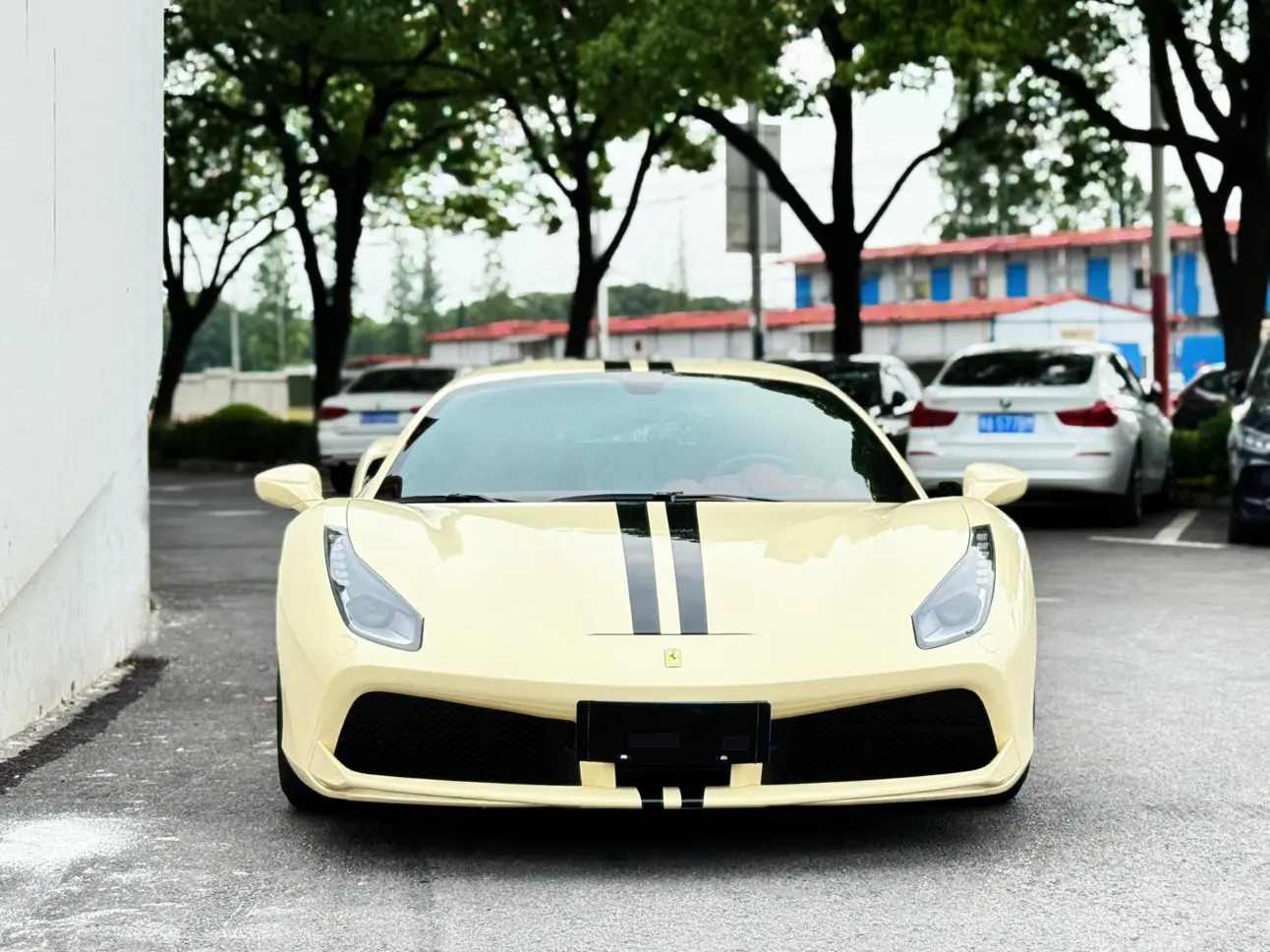 Ferrari 488  из Китая