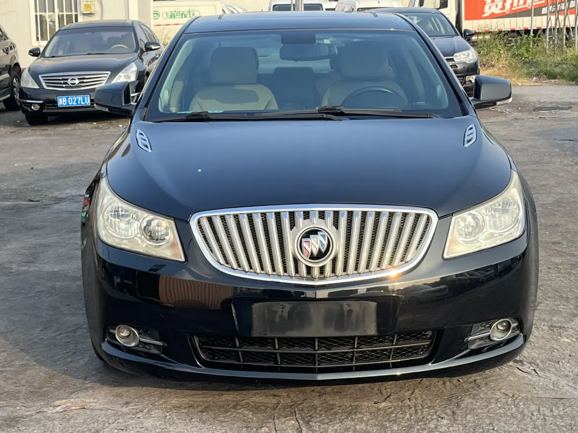 Buick LaCrosse  из Китая