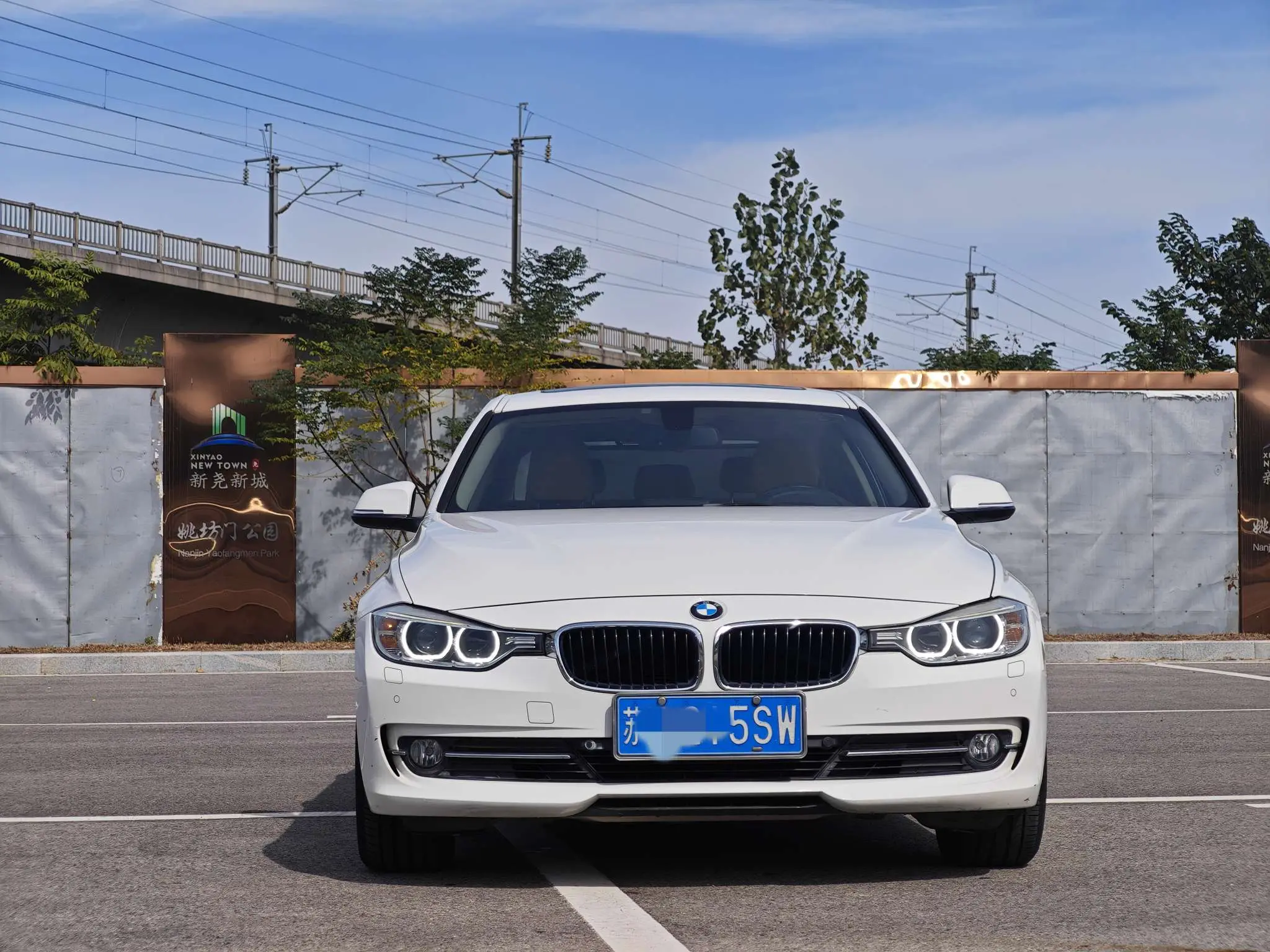 BMW 3 Series  из Китая