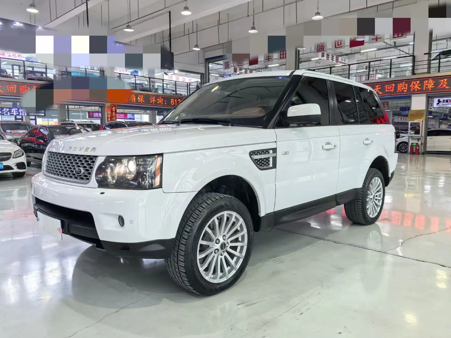 Land Rover Range Rover Sport  из Китая