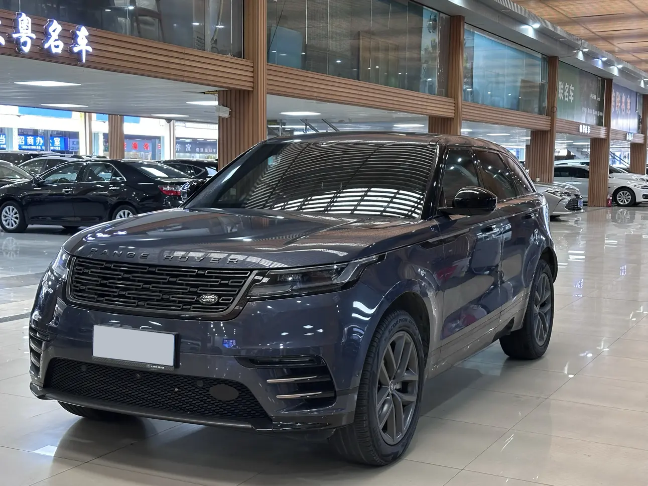 Land Rover Range Rover Velar
