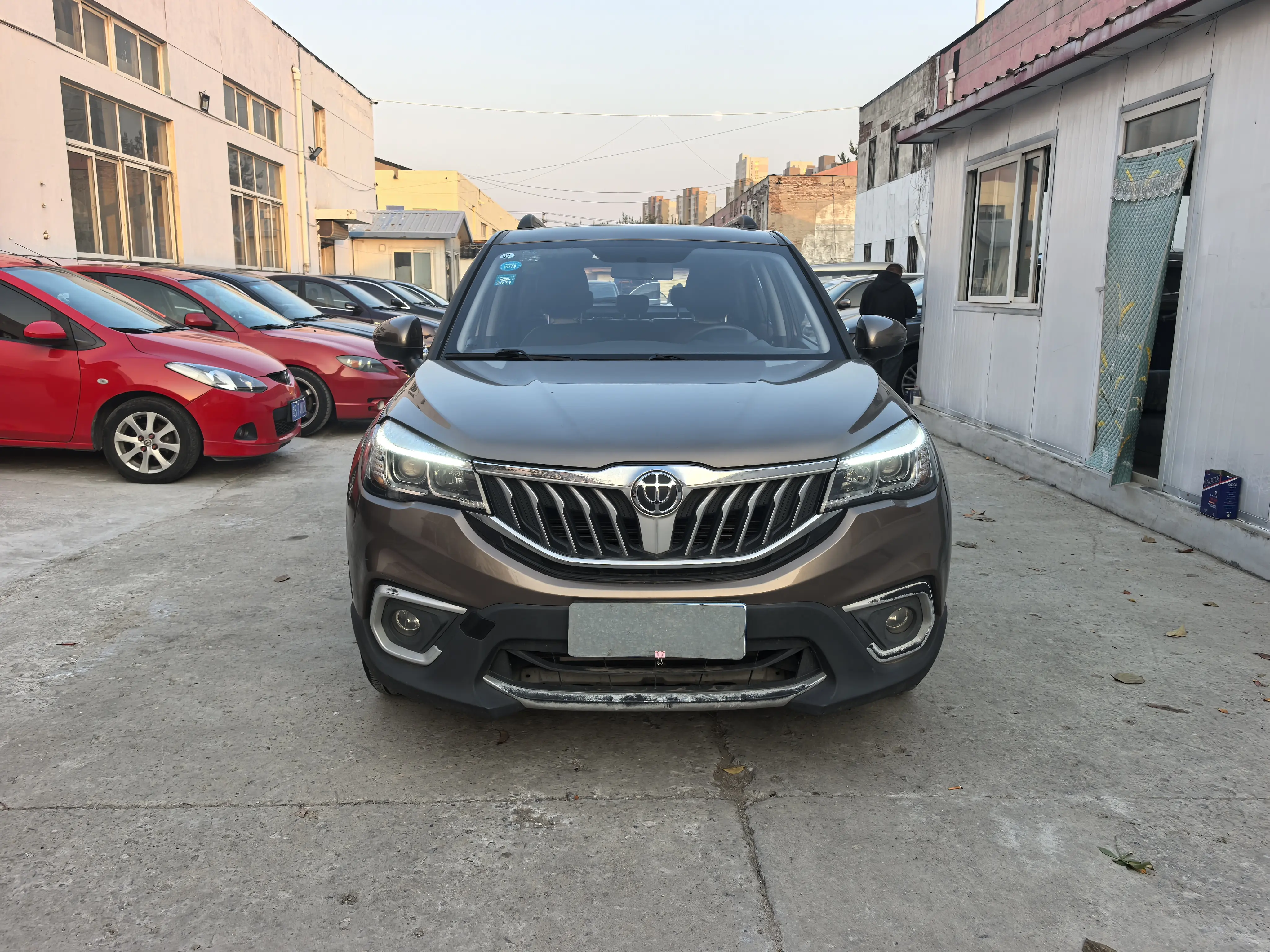 Brilliance China V3  из Китая