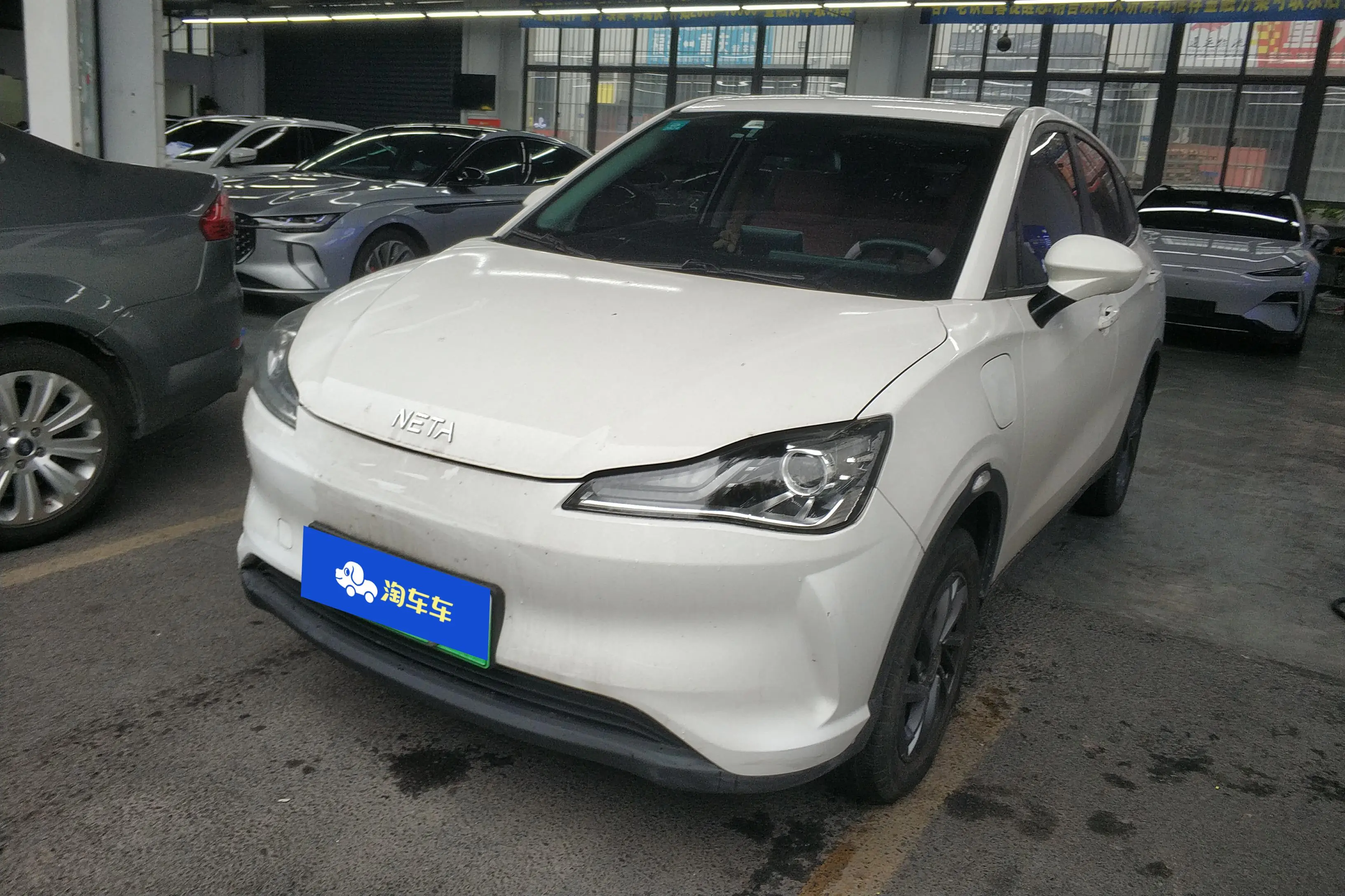 NETA Nezha V  из Китая