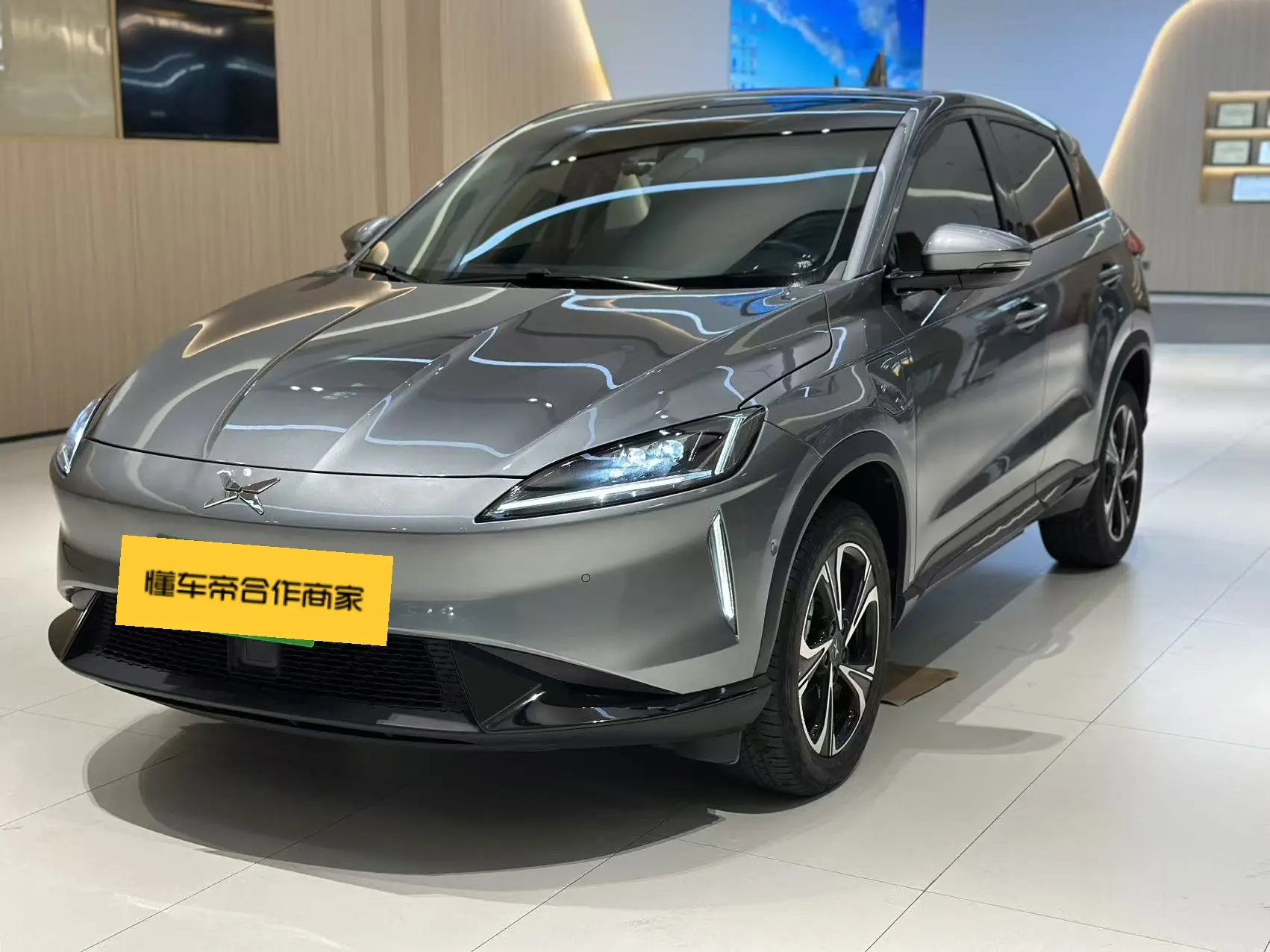 Xpeng G3  из Китая