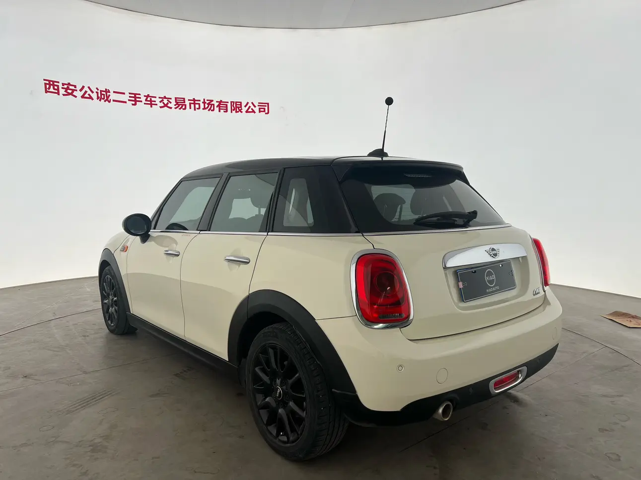 MINI 