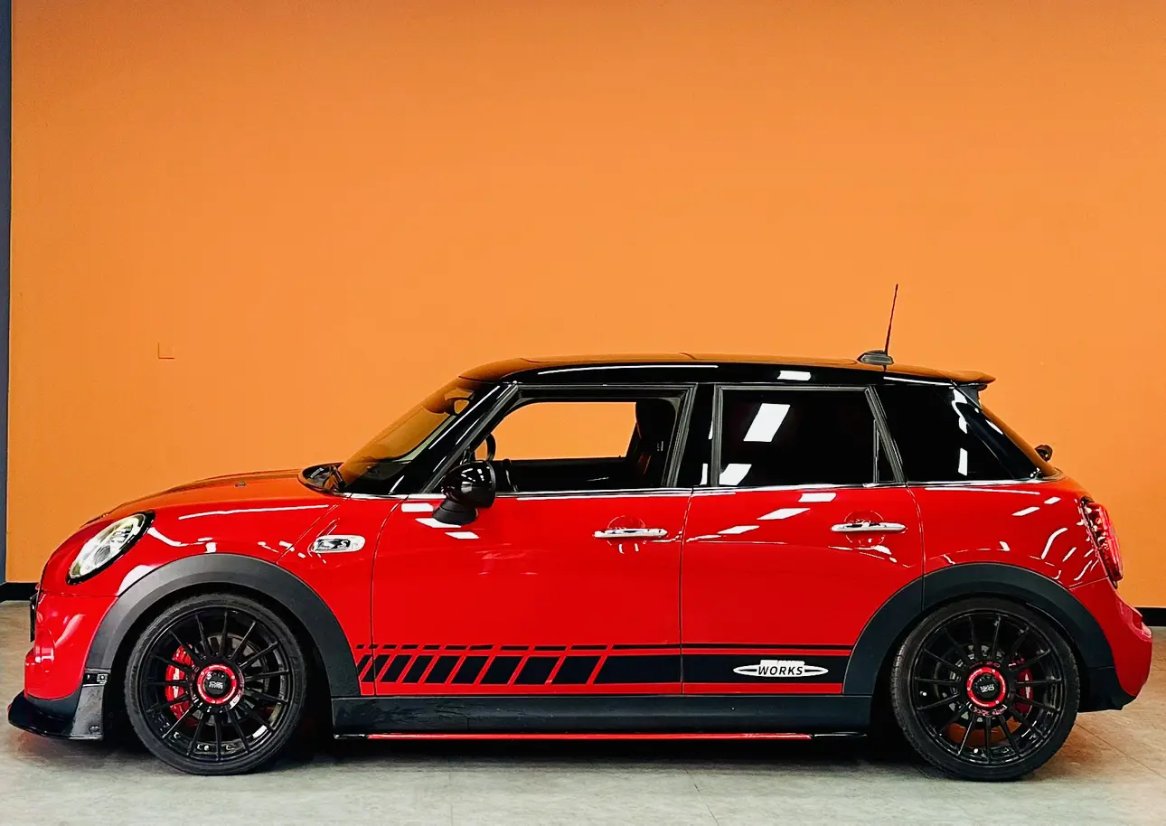 MINI 
