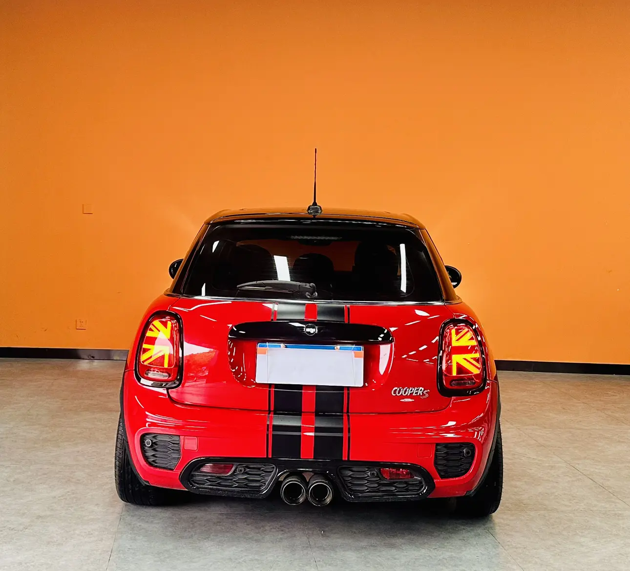 MINI 