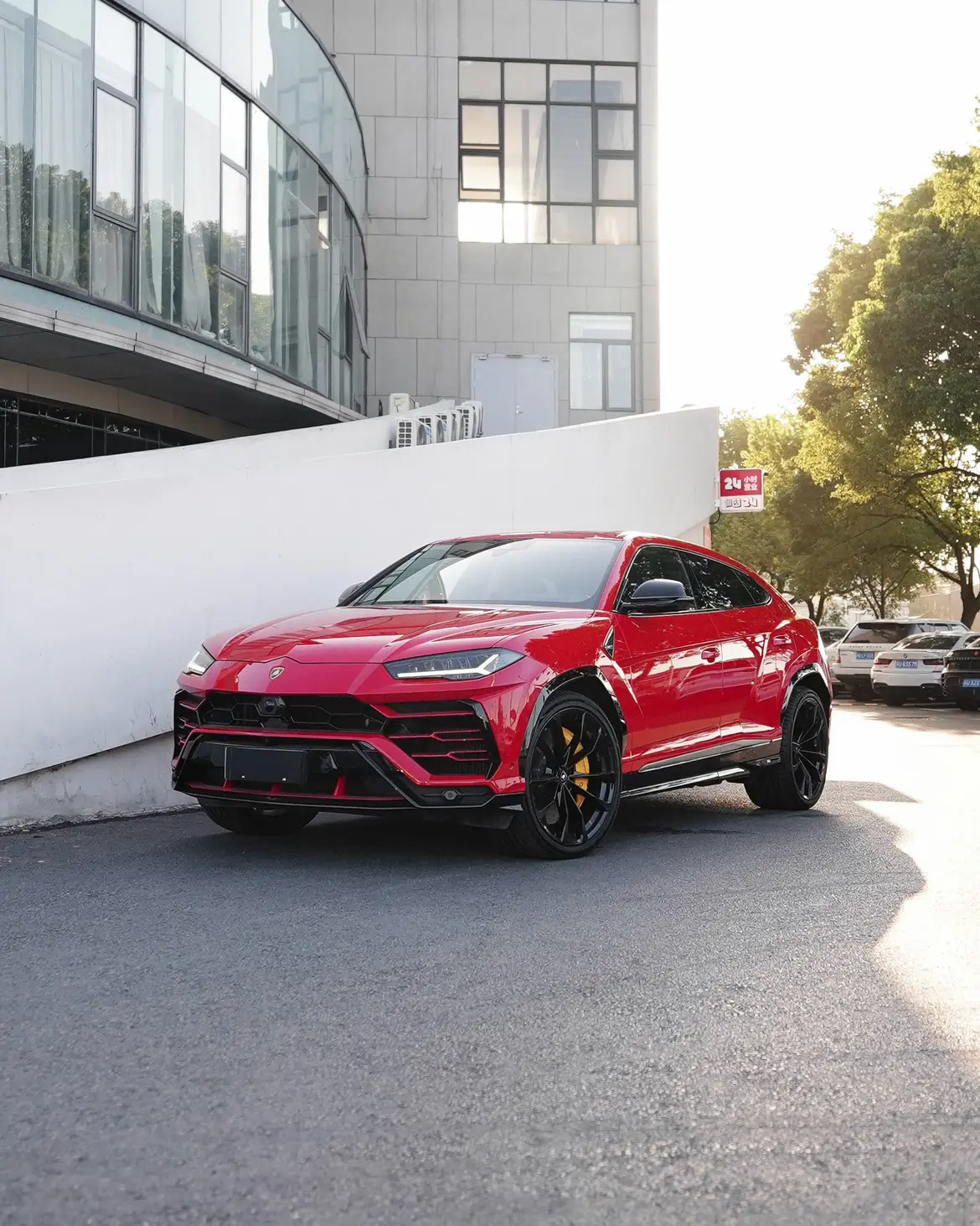 Lamborghini Urus  из Китая