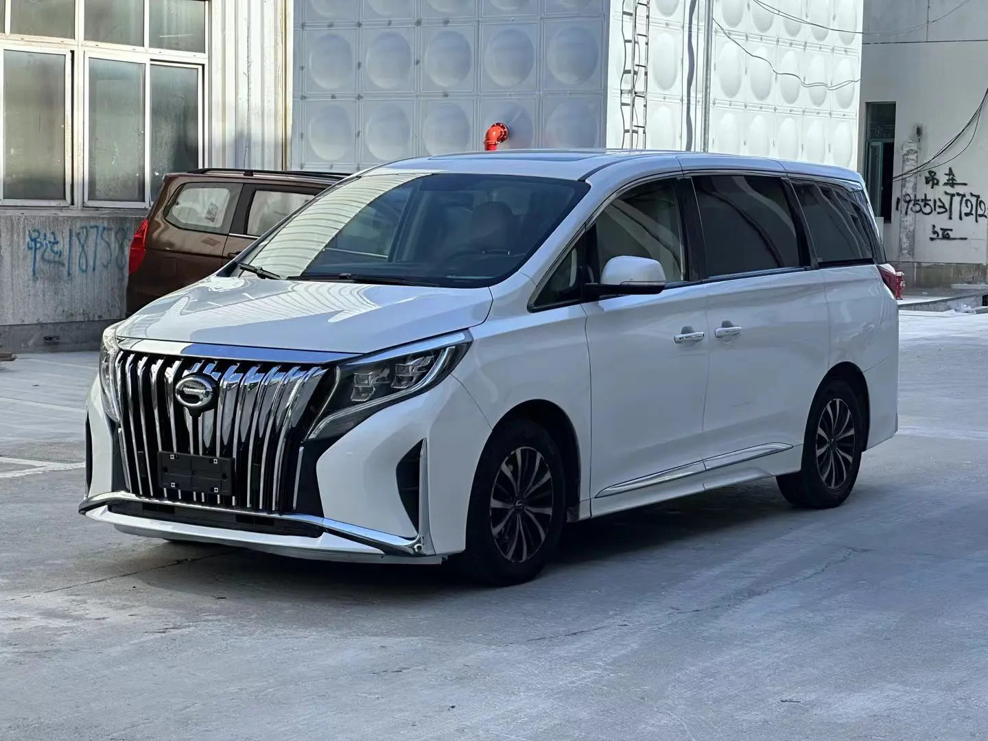 GAC Trumpchi M8  из Китая