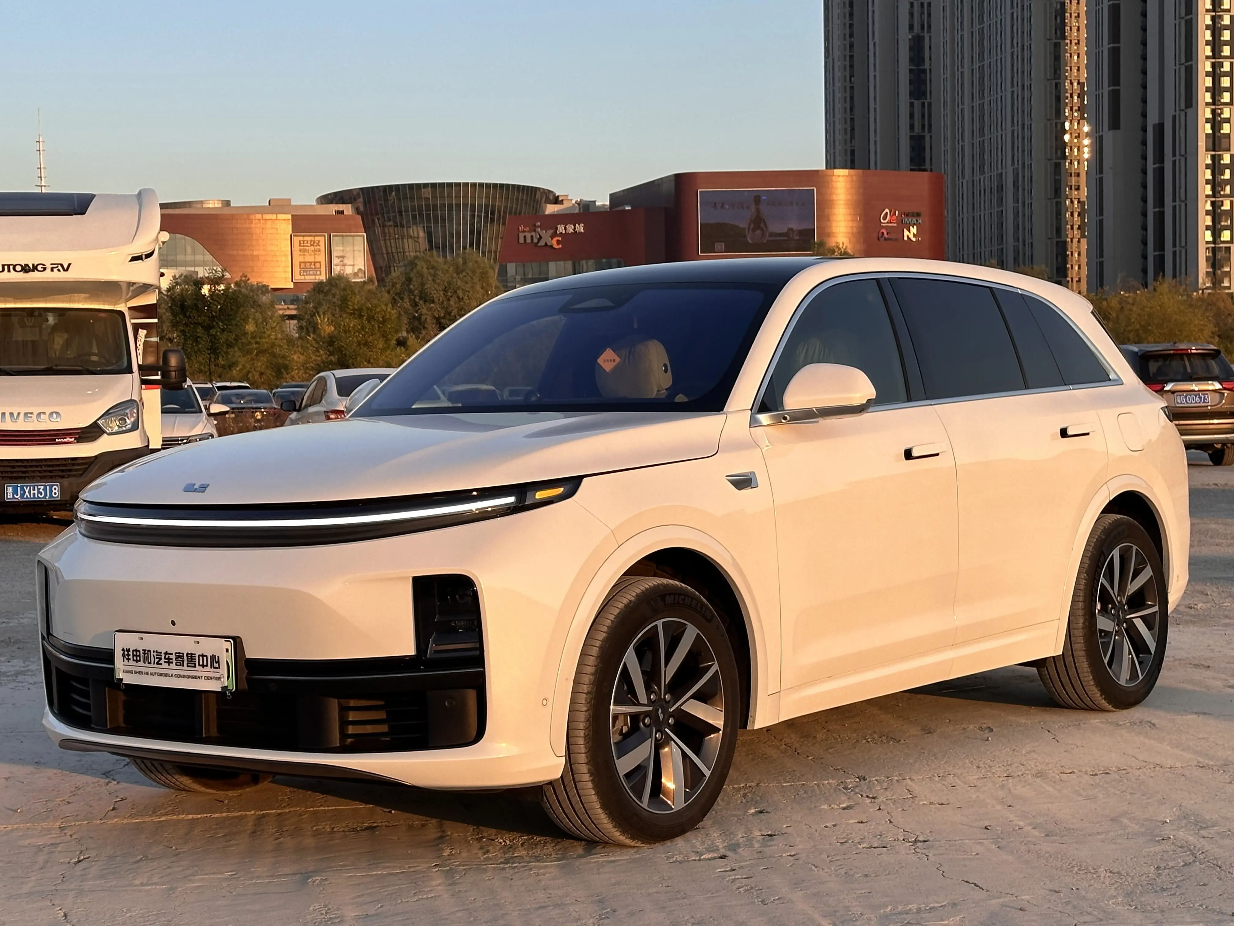 Li L7 (Ideal L7)  из Китая