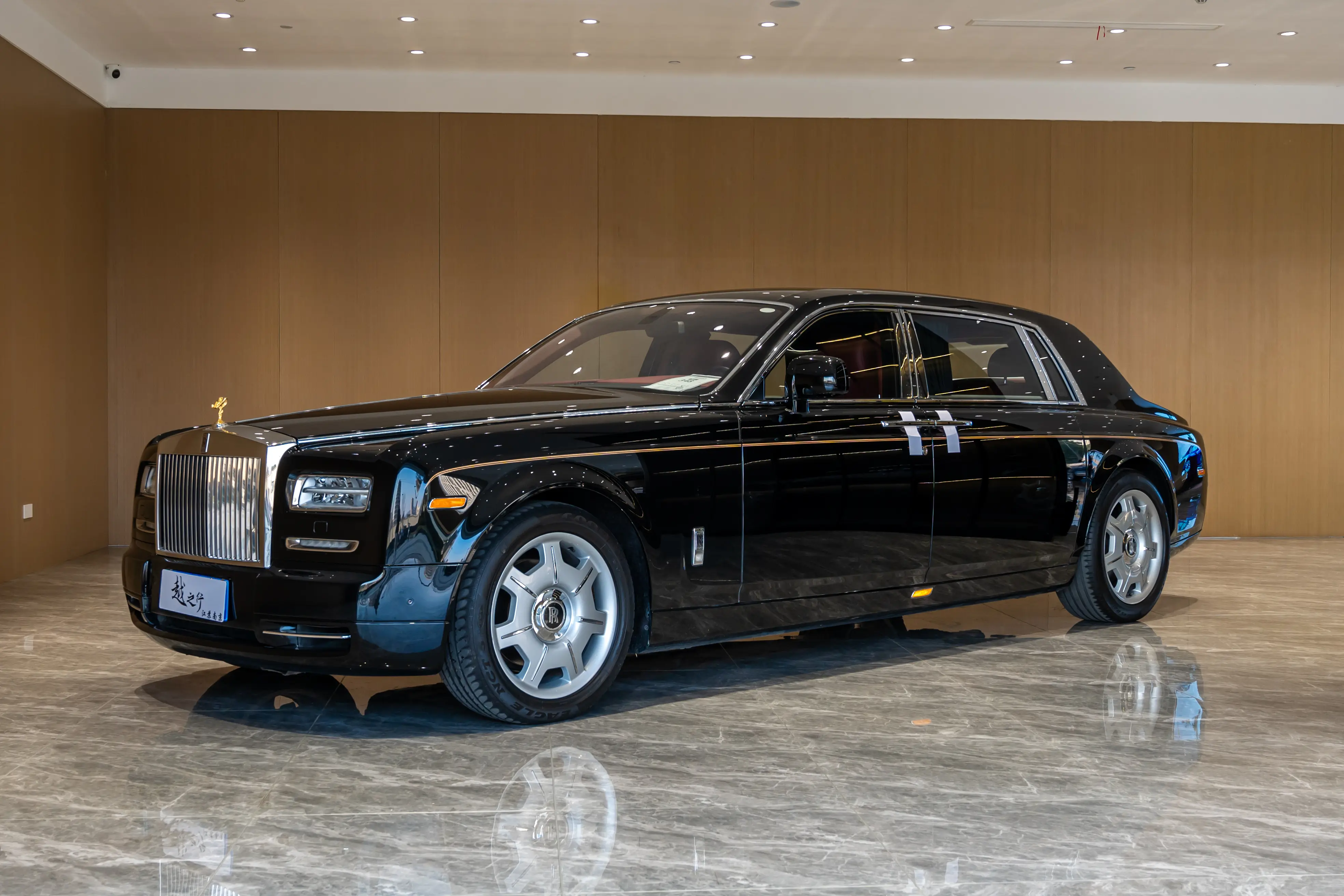 Rolls Royce Phantom  из Китая