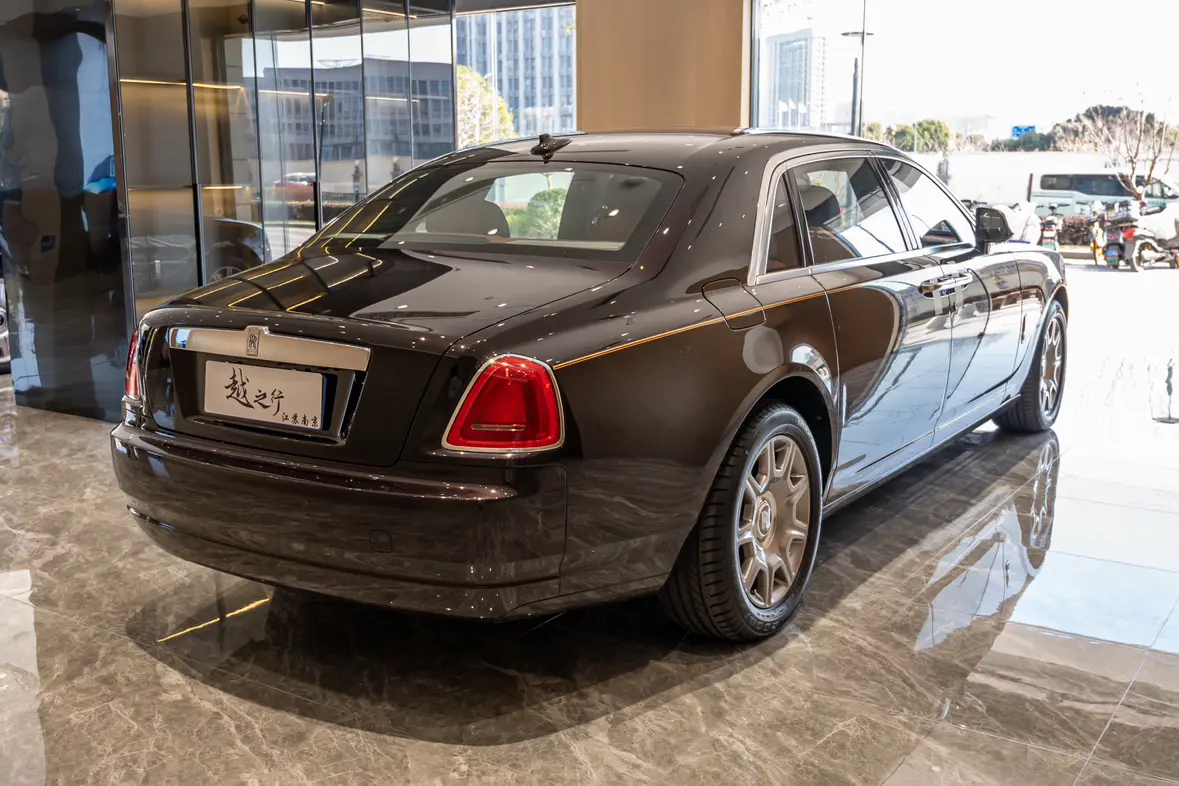 Rolls Royce Ghost  из Китая