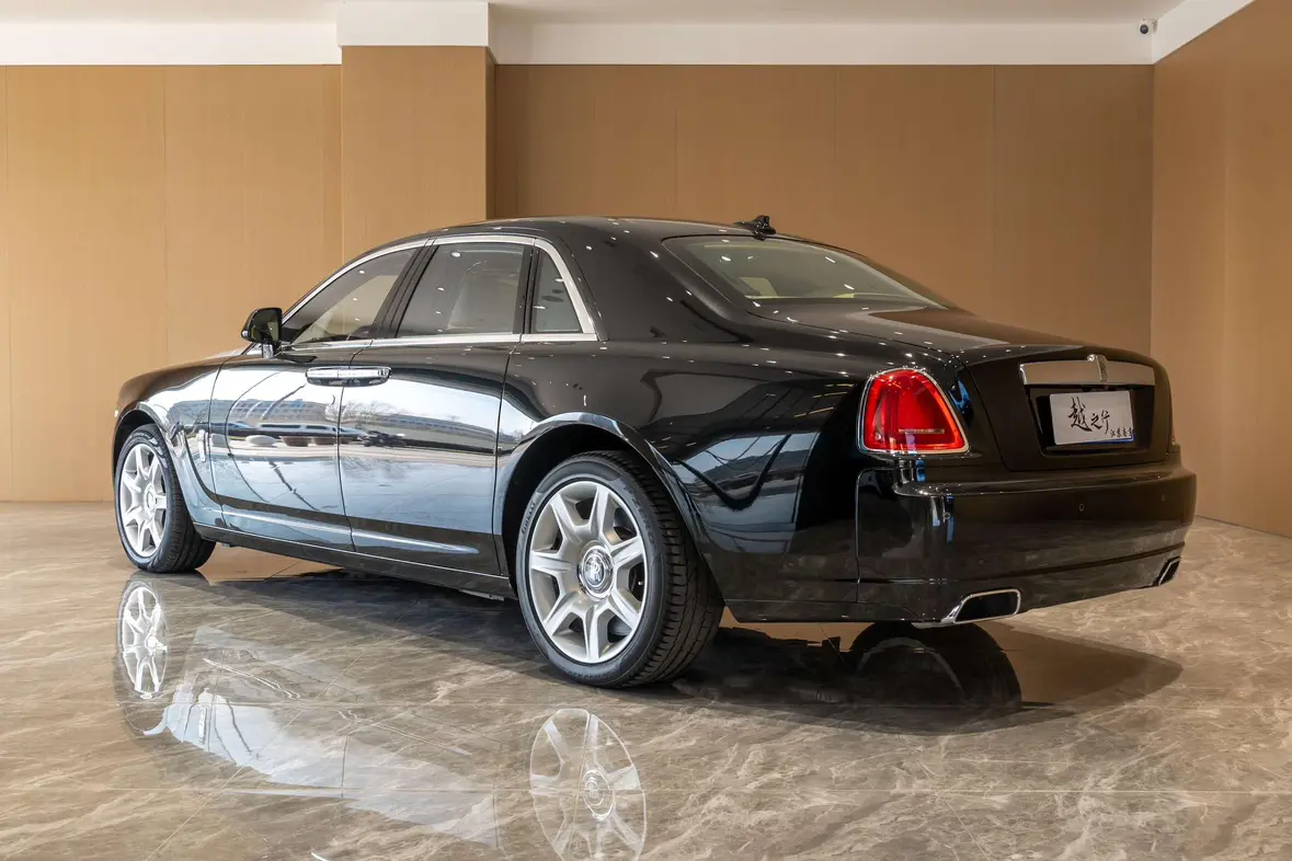 Rolls Royce Ghost  из Китая