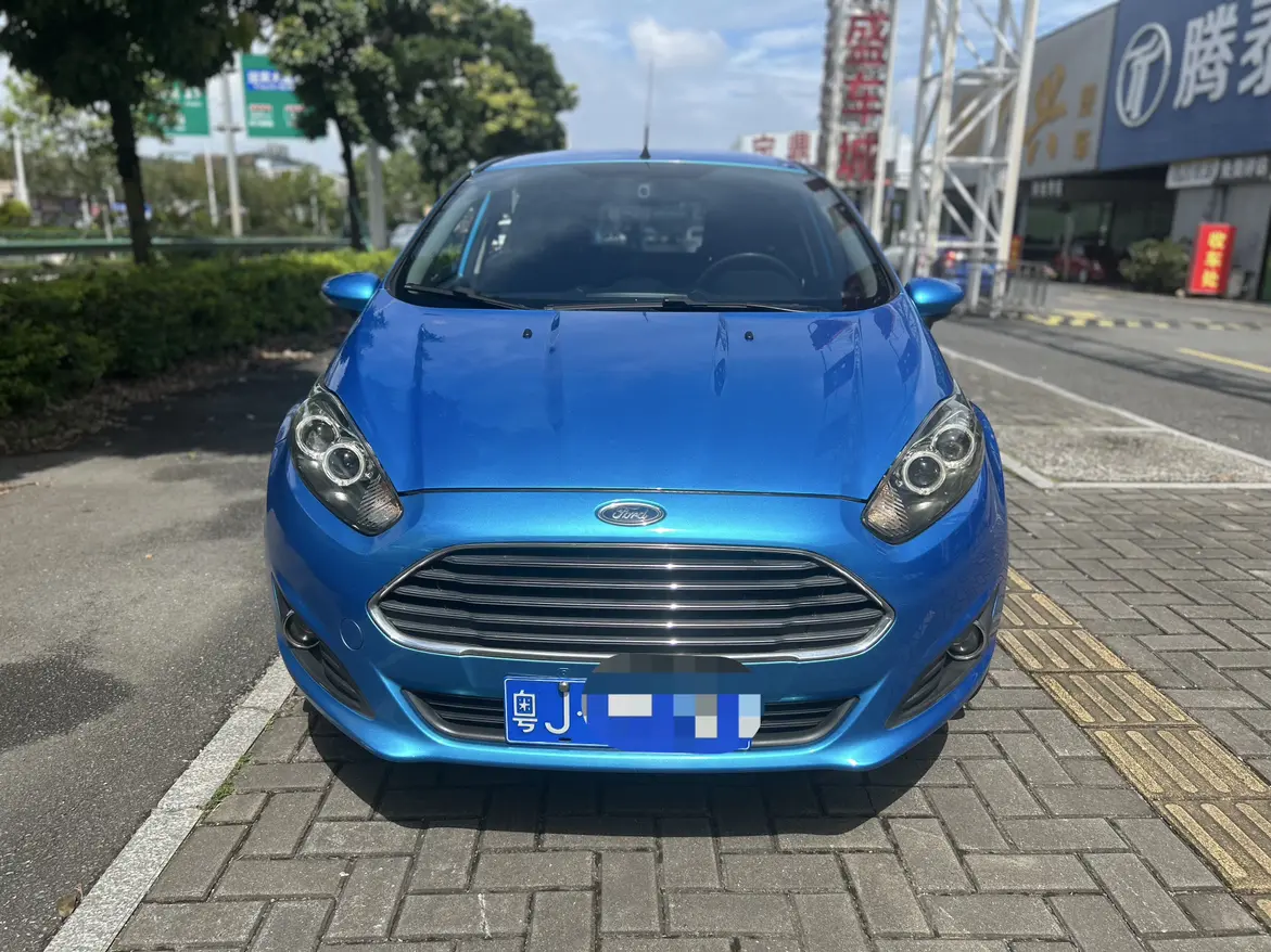 Ford Carnival  из Китая