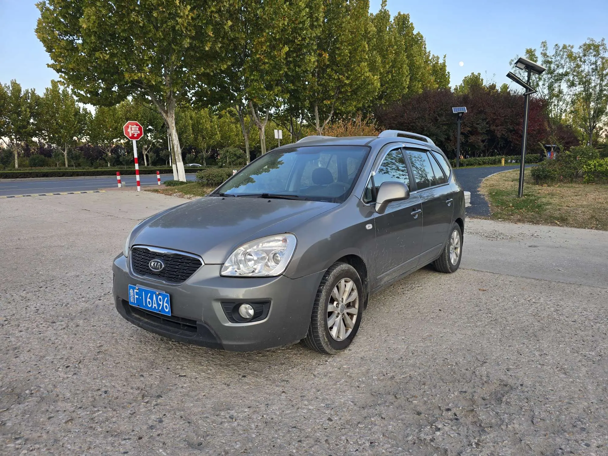 Kia Jiale  из Китая