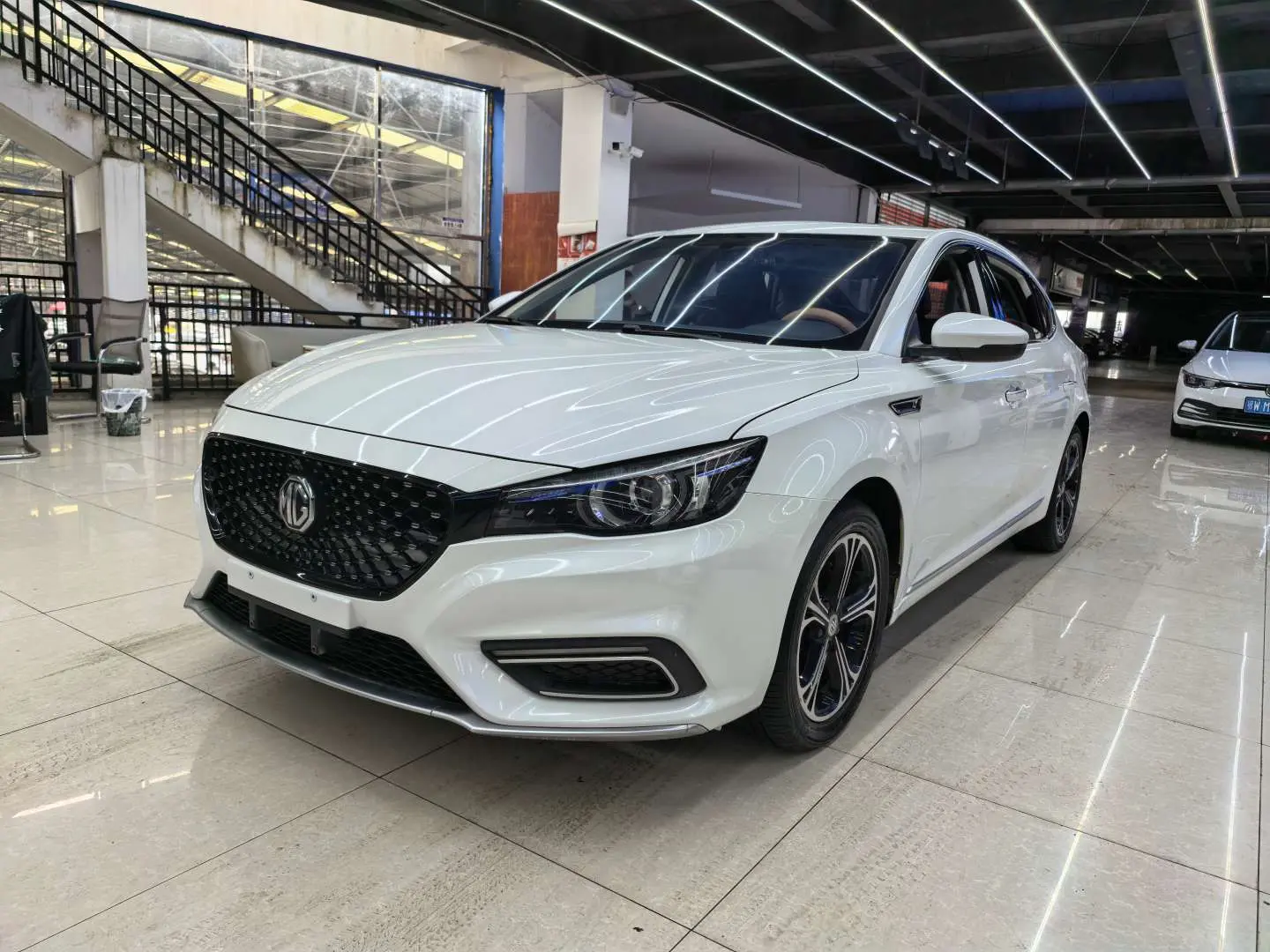 MG 6  из Китая