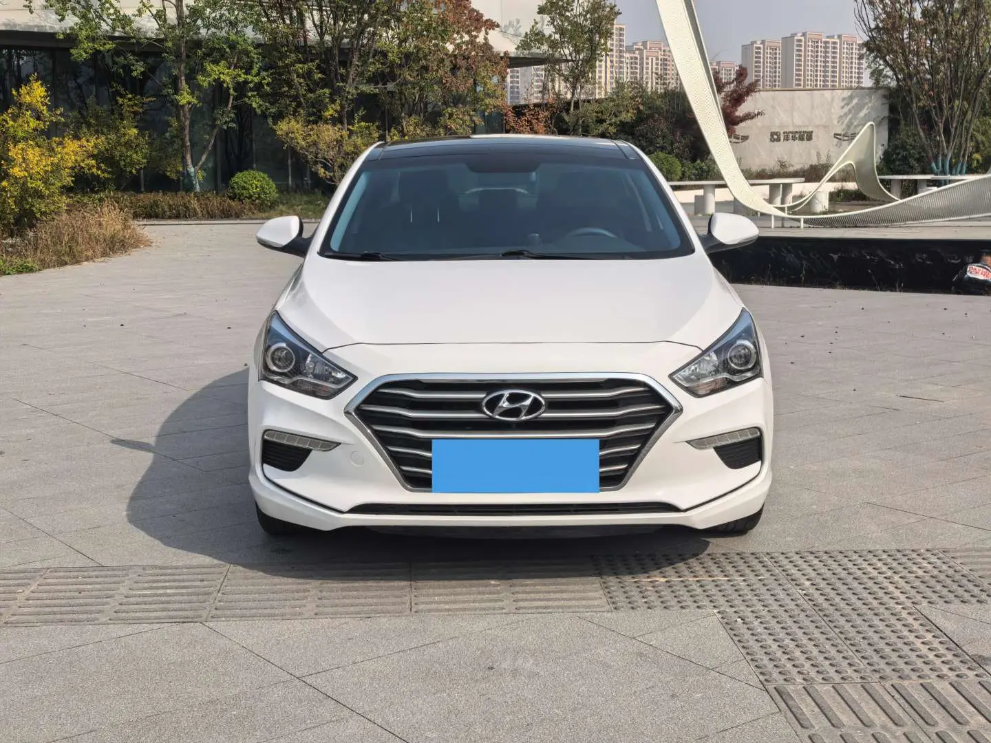 Hyundai Famous pictures  из Китая