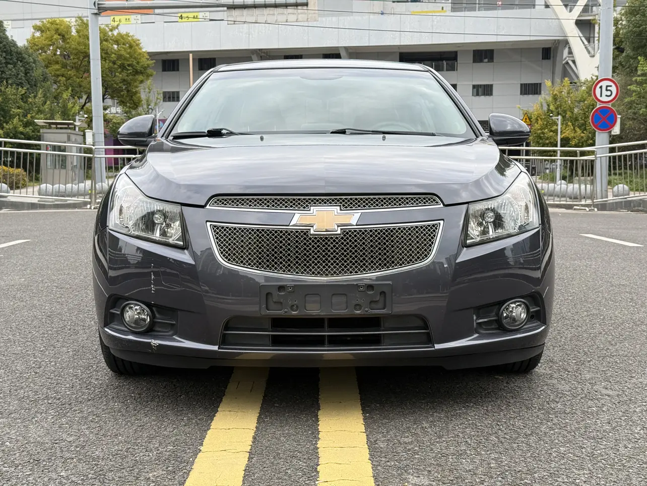 Chevrolet Monza (Cruze)  из Китая