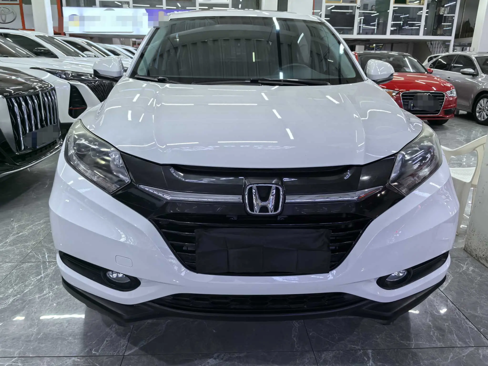 Honda Vezel (Binzhi)  из Китая