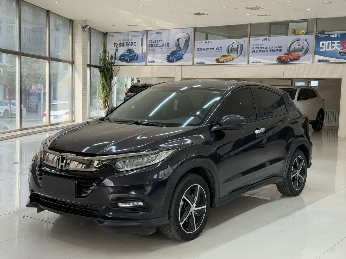 Honda Vezel (Binzhi)  из Китая