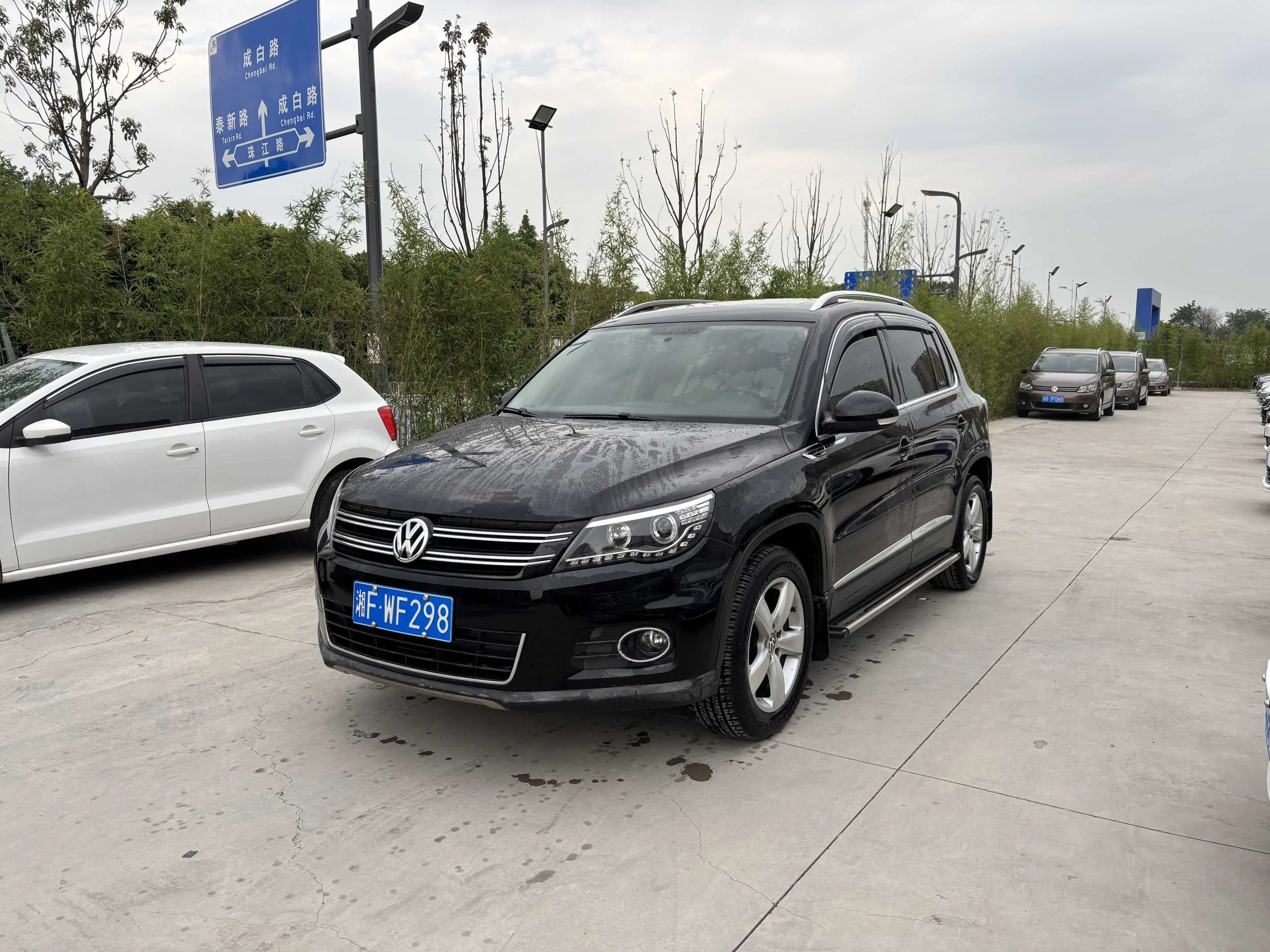 Volkswagen Tiguan  из Китая