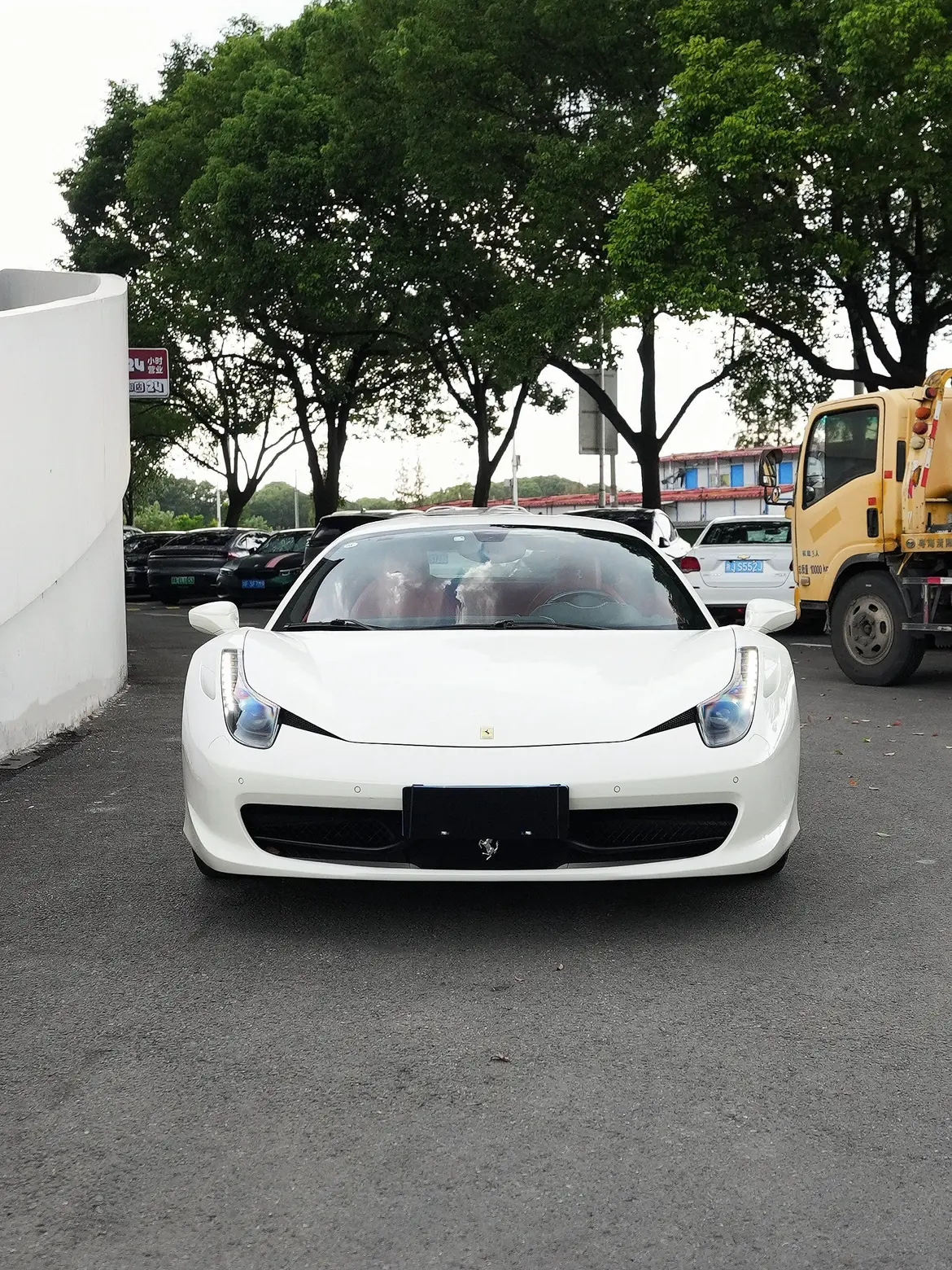 Ferrari 458  из Китая